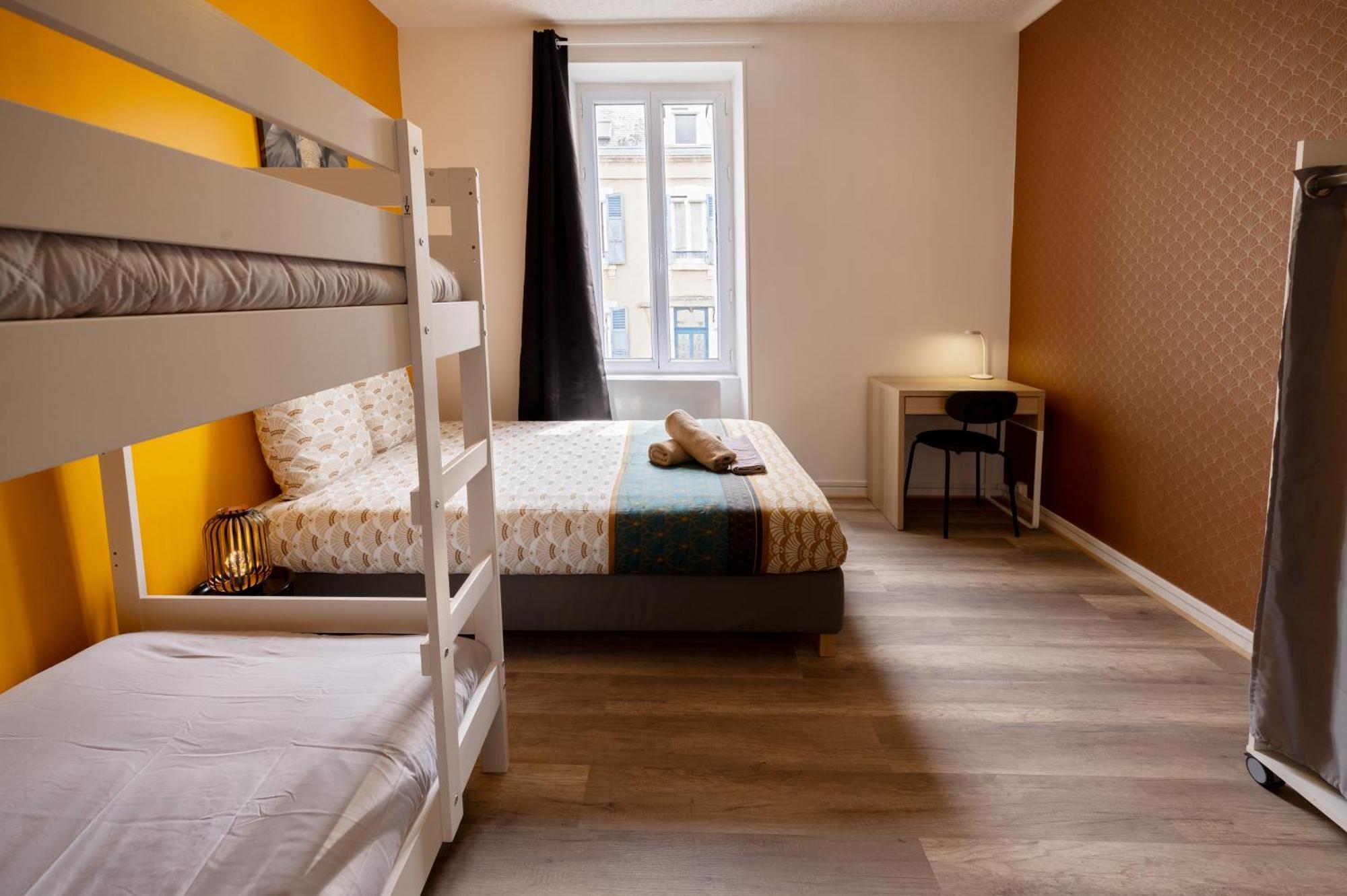 Ld-Location Hotel Montluçon المظهر الخارجي الصورة