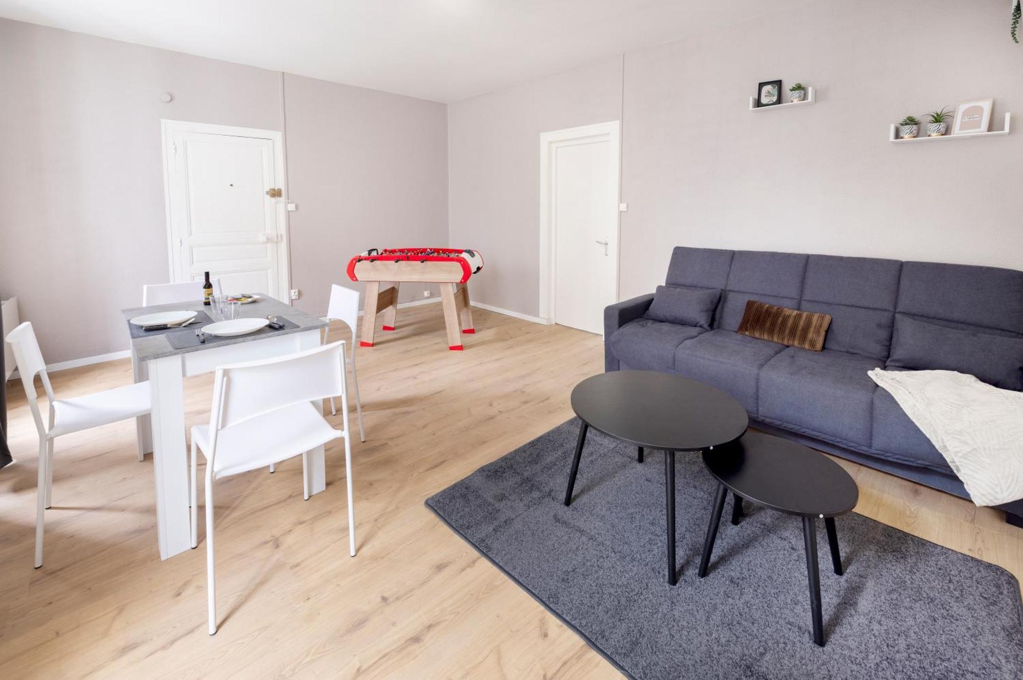 Ld-Location Hotel Montluçon المظهر الخارجي الصورة